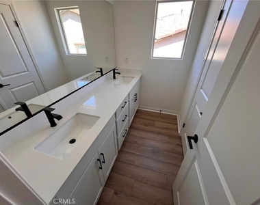 21672 Thomas Court - Photo Thumbnail 15