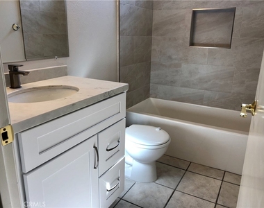 27576 Agrado - Photo Thumbnail 8