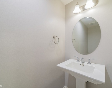 3501 Tilden Avenue - Photo Thumbnail 10