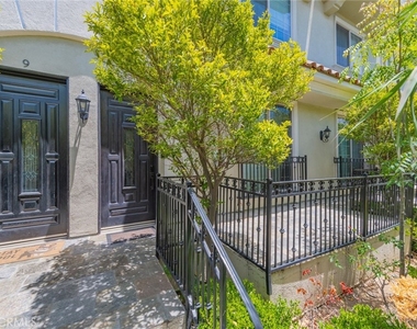 3501 Tilden Avenue - Photo Thumbnail 2