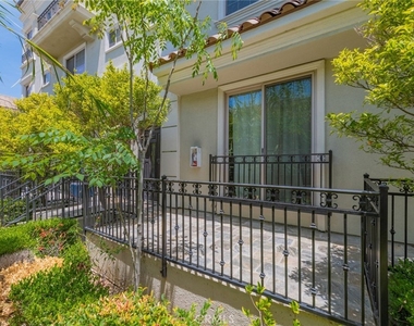 3501 Tilden Avenue - Photo Thumbnail 1