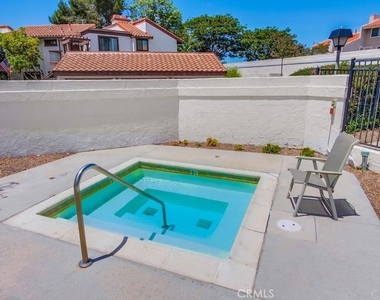 6924 Sandpiper Place - Photo Thumbnail 13
