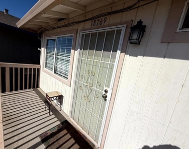 18769 Eisenhower Street - Photo Thumbnail 2