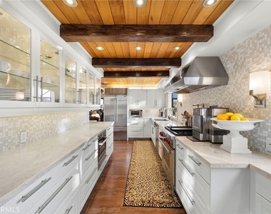 486 Holly Street - Photo Thumbnail 6