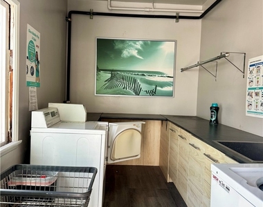 970 Glenneyre Street - Photo Thumbnail 17