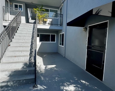 970 Glenneyre Street - Photo Thumbnail 6