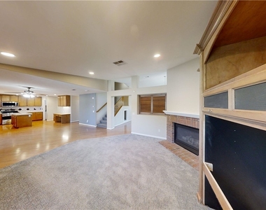 13506 Margaret Lane - Photo Thumbnail 3