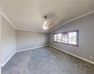 13506 Margaret Lane - Photo Thumbnail 22