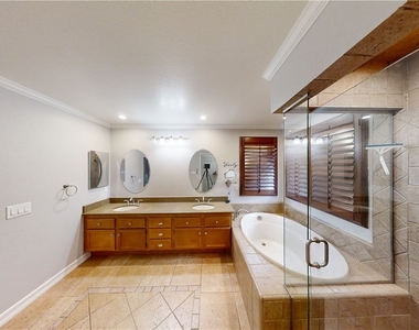 13506 Margaret Lane - Photo Thumbnail 5