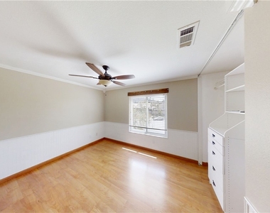 13506 Margaret Lane - Photo Thumbnail 17