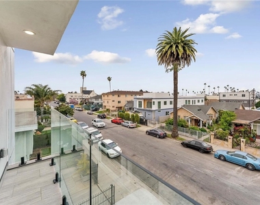 4557 W 18th Street - Photo Thumbnail 18