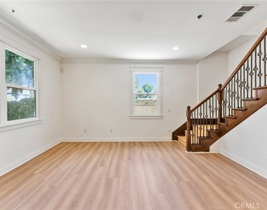 1590 Locust - Photo Thumbnail 4