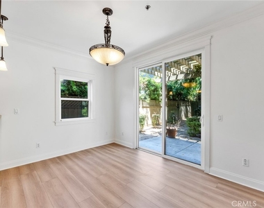 1590 Locust - Photo Thumbnail 5