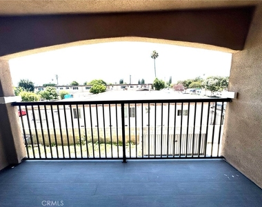 15616 Amar Road - Photo Thumbnail 20