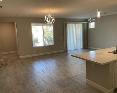 1850 Morello Drive - Photo Thumbnail 2