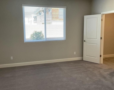 1850 Morello Drive - Photo Thumbnail 3