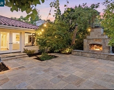 306 Live Oak Dr - Photo Thumbnail 38