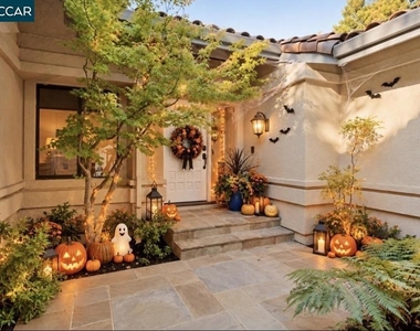 306 Live Oak Dr - Photo Thumbnail 2