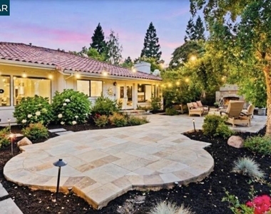 306 Live Oak Dr - Photo Thumbnail 36