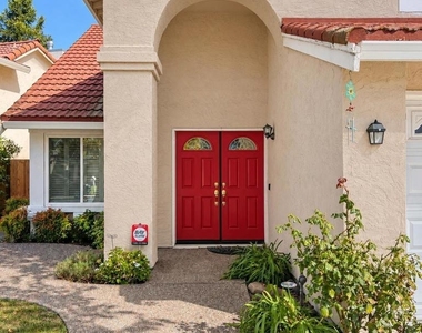 2935 Sombrero Cir - Photo Thumbnail 18