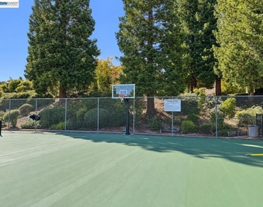 2935 Sombrero Cir - Photo Thumbnail 10