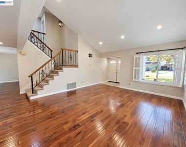 2935 Sombrero Cir - Photo Thumbnail 40