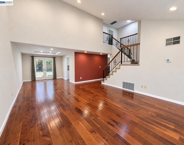2935 Sombrero Cir - Photo Thumbnail 7