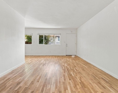 7743 W Manchester Avenue - Photo Thumbnail 5