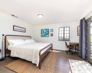 1761 N Orange Grove Avenue - Photo Thumbnail 21
