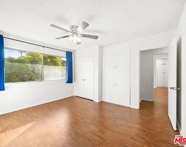 1481 Reeves Street - Photo Thumbnail 20