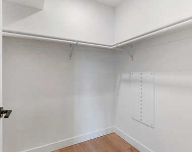 3688 Overland Avenue - Photo Thumbnail 6