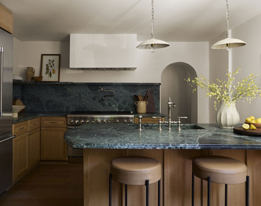8334 Kirkwood Drive - Photo Thumbnail 4