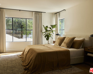 8334 Kirkwood Drive - Photo Thumbnail 11