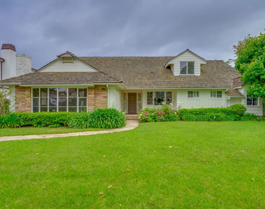 713 Walden Drive - Photo Thumbnail 8