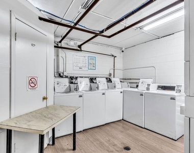 409 Burchett Street - Photo Thumbnail 24