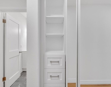 409 Burchett Street - Photo Thumbnail 18