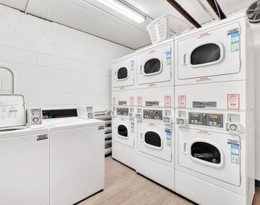 409 Burchett Street - Photo Thumbnail 23