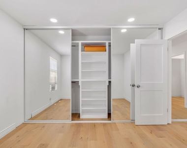 409 Burchett Street - Photo Thumbnail 9