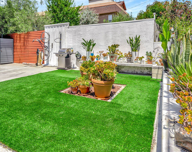 3242 Hutchison Avenue - Photo Thumbnail 7