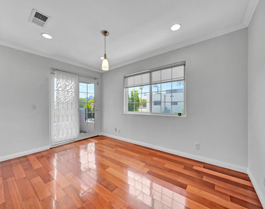 3242 Hutchison Avenue - Photo Thumbnail 15