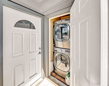 3242 Hutchison Avenue - Photo Thumbnail 8