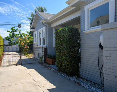 2238 W 28th Street - Photo Thumbnail 23