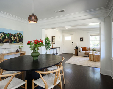2238 W 28th Street - Photo Thumbnail 6