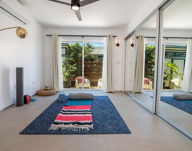 4438 W 60th Street - Photo Thumbnail 4