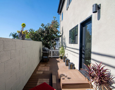 4438 W 60th Street - Photo Thumbnail 25