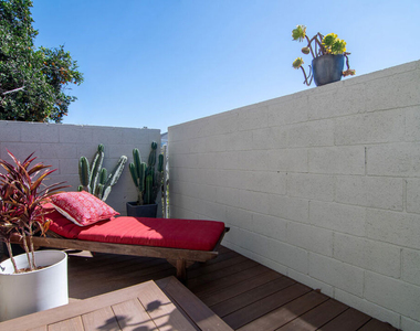 4438 W 60th Street - Photo Thumbnail 26