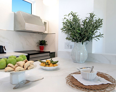 4438 W 60th Street - Photo Thumbnail 16