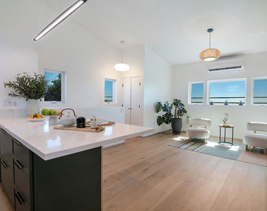 4438 W 60th Street - Photo Thumbnail 13