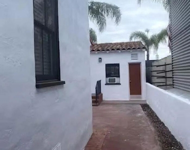 1020 Law St - Photo Thumbnail 10