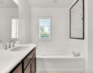 2221 Capistrano Way - Photo Thumbnail 17